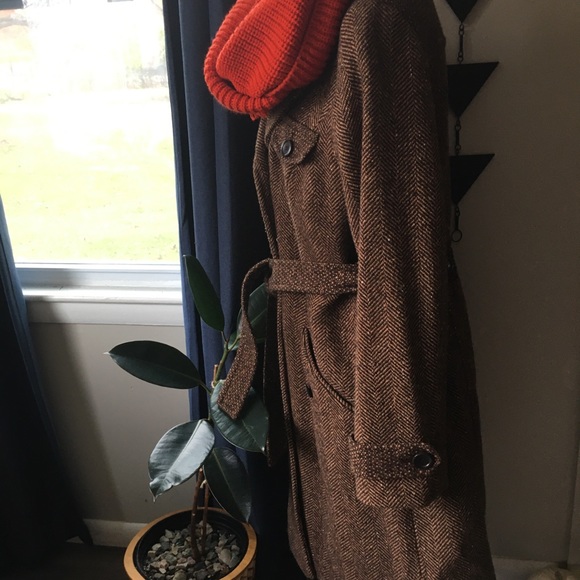 Loft Woman’s Coat - Picture 2 of 4